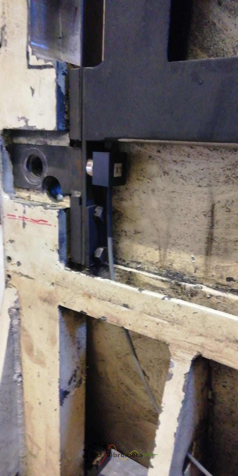 Detail podpery s valcami vyvažovacieho stroja s mäkkými podperami.